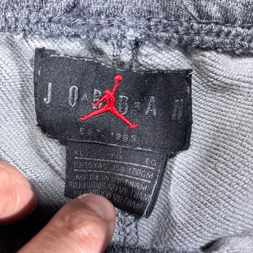 Jordan Sweatpants Kids XL Gray Dri-FIT Jumpman Logo Joggers Running